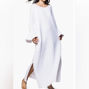Cozy White Long Sleeve Nightgown